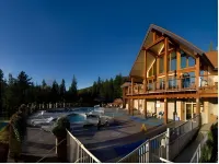 Halcyon Hot Springs Resort