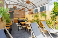 Saigon Authentic Hostel & Tours