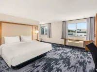 Fairfield Inn & Suites Seattle Downtown/Seattle Center Hotels near Space Needle