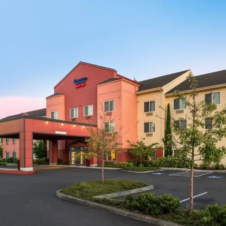 Fairfield Inn & Suites Portland North