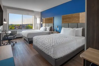 Tru by Hilton Omaha I-80 at 72nd Street Hotels in Ла-Віста