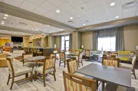 Hampton Inn Blue Ash Cincinnati Hotel di Kenwood