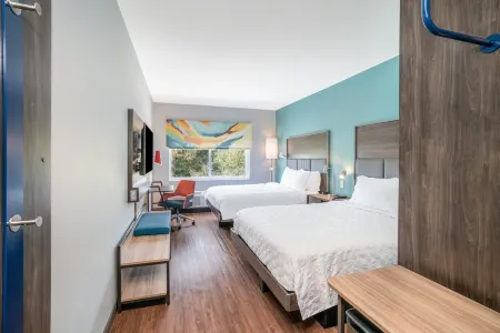 Tru by Hilton Greenville