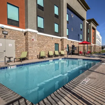 Hampton Inn Fresno Airport