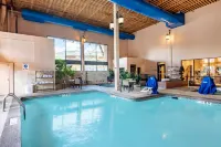 WHITE PEAK HOTEL by IHG - Pool