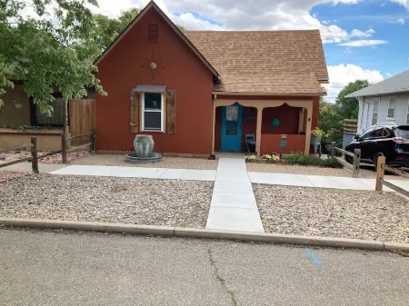 Discover the Art of Hospitality in Trinidad Отели рядом с достопримечательностью «Most Holy Trinity Church»