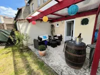 Appartement Cosy au Coeur des Maisons de Champagne Avec Jardin Privé de 110m2