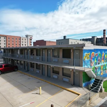 Downtown CF Studio - Free Gated Parking! 521