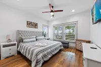 Paradise | Oceanview, Hottub, Shuffleboard, Bikes, Beach, Pool