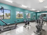 Updated condo with pools near golf courses