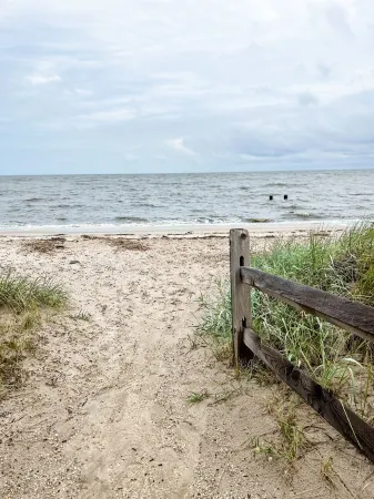 Bayfront Condo on the Beach !   10 min from Cape May