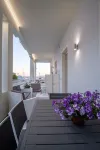 THE PORTICO ON THE SEA