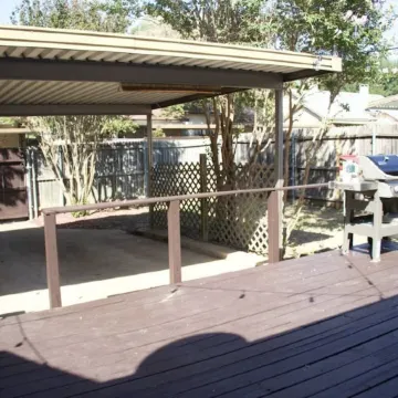 Serenity in Heart of DFW w/ PRIVATE parking & KING Bed ⭑ Min. from DFW Airport +