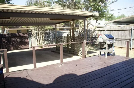 Serenity in Heart of DFW w/ PRIVATE parking & KING Bed ⭑ Min. from DFW Airport +