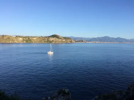 Welcome to Sicilian Home Отели рядом с достопримечательностью «The Castello di Milazzo»