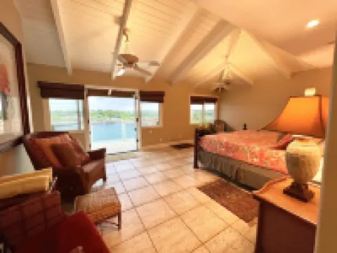 OCEANFRONT-HOME FULLY EQUIPPED-FOR FUN AND SLEEPS 10!