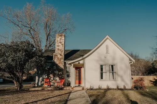 Humble Digs—Location, bikes, fire pit, foosball