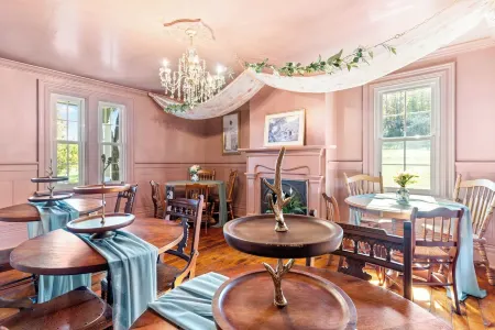 The Tea House + Hot Tub