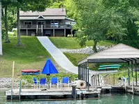 Terrace Cove: 4BR/2B Lakefront house with private dock and covered slip!