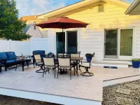 Swim Spa-Hot Tub!  300 Feet to Secluded Beach!  New Kayaks!! Bayshore Getaway!