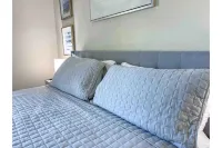 Modern 3BR 2 BathFreeWifi WarmMineralSpring EV lvl 2 chargerwith tesla adapter