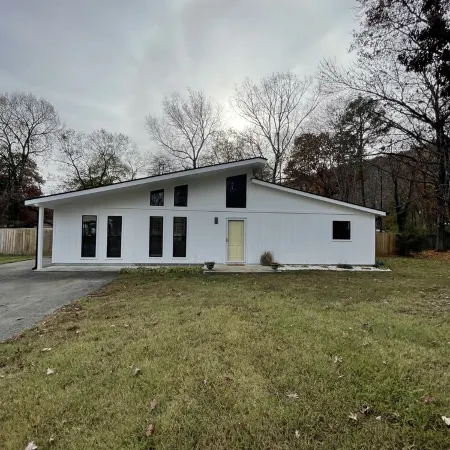 Unique home in the heart of Soddy Daisy