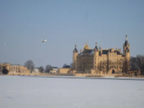 Apartment beach time, lovingly furnished, quiet location on Lake Schwerin