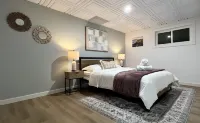 Locust Lake 5Br • 120" Theater, Arcade, Fire Pit, Wood Fire Place, Ping Pong+