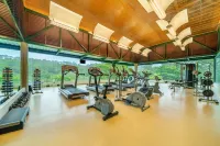 Almenat Embu Das Artes, Tapestry Collection by Hilton
