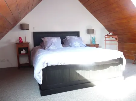 Duplex overlooking the port in the heart of the city. Отели рядом с достопримечательностью «Остров Татиу»