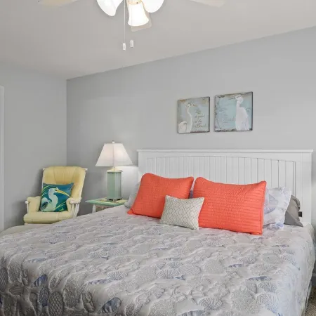 OCEANVIEW, 3 MIN WALK TO BEACH, KID-FRIENDLY, LINENS INCLUDED, FULLY STOCKED