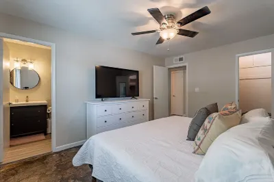 Tempe Getaway with Private Pool & Amazing Location! Hotels near IKEA