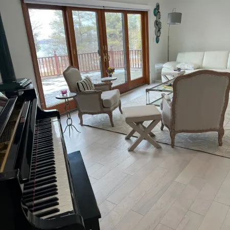 Exclusive Lakefront Home Retreat w/Baby Grand Piano for Family FLX Fun & Friends