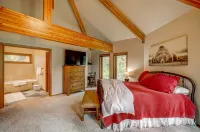 Cozy cabin in the heartland of outdoor recreation for every age and ability.