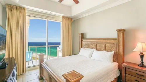 Portofino Penthouse with Breath-Taking Views of the Gulf along with Beach Access