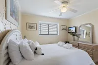 Ocean View Condo - Perfect location!  2 BR 2 BA
