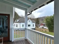 Modern Luxury meets Downtown Experience Centrally-Located in Bryson City