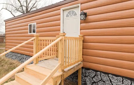 Colonels' Cabin at Ramp 11 Retreat by Concord Sun