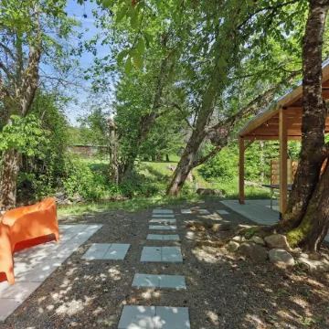 Casa Maria- cute creekside 2bed/1bath