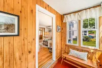 The Seaport Bridgeman - All things Mystic steps from your door