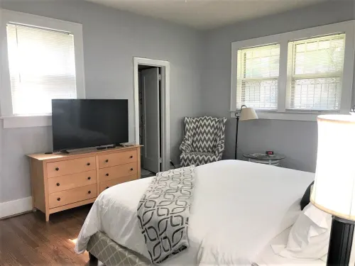 Beautiful Updated Historic 3BD/2BTH Home