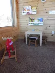 Northern Comfort Overlooking Caribou Lake- Spacious and Secluded