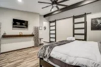 Modern Home in Natures Warmth with Great Location