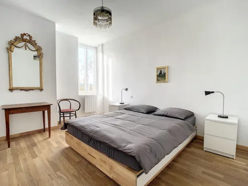 Cottage for 4 people at Domaine de la Forçate with swimming pool in the park.