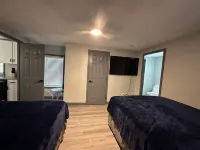 Modern 2 bed Home 10 mins from Dtown Gainesville Hotels near Northeast Georgia History Center