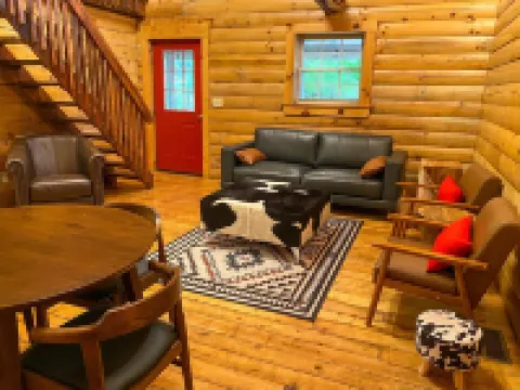 Unplugged Retreat-Yellowstone Cabin at Rock Springs