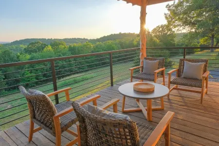 Stunning New Home at Sky Hawk Ridge, a 185-Acre Refuge ONE MILE to Buffalo River