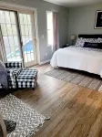 New, pet friendly home, only a 2 minute drive to Lake Mich. with beach access