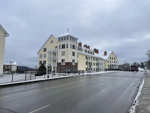 Perfect location! Walking distance to Stratton Village and Stratton Mountain!