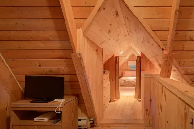 Cozy A-frame Cabin- Walk to Hills pond/Sunset lake- 20 mins to gunstock